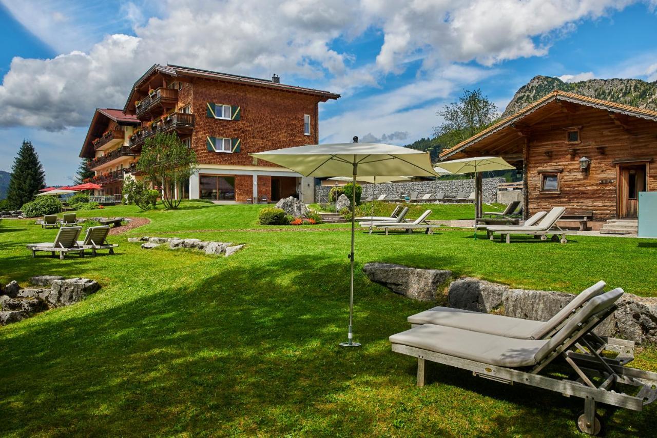 Hotel Hohenfels Tannheim Exterior photo