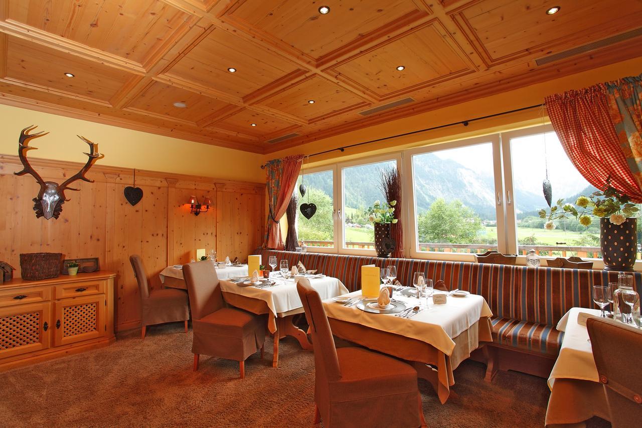 Hotel Hohenfels Tannheim Exterior photo