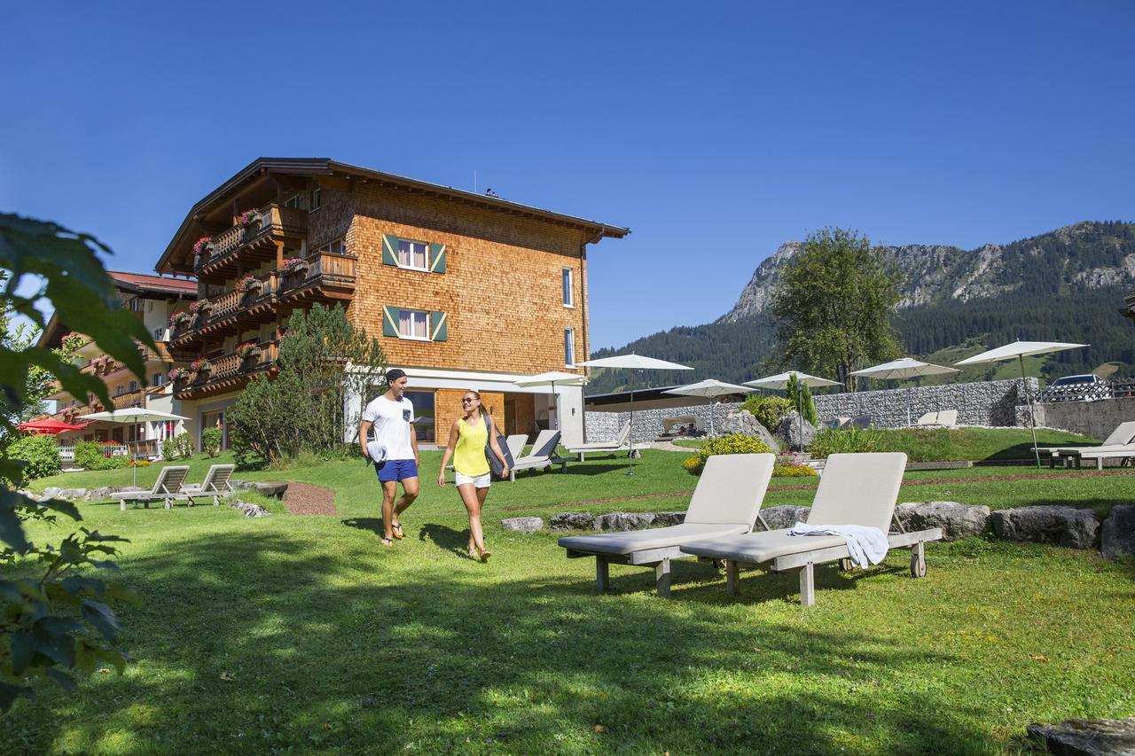 Hotel Hohenfels Tannheim Exterior photo